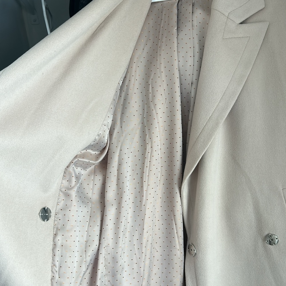 Beige wool jacket! In perfect condition - Picture 2 of 4
